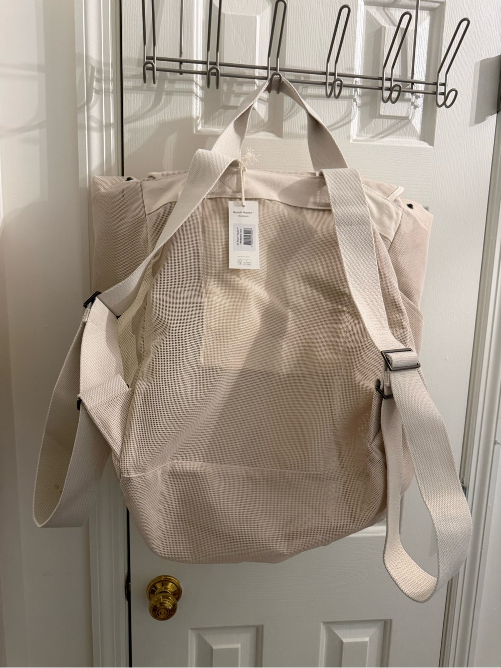 Sande Kids Cream Mesh Beach Hauler Backpack - Picture 2 of 3